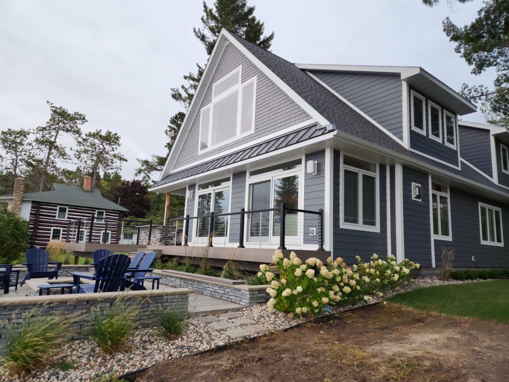 Back exterior of cottage built by Orvosh Builders